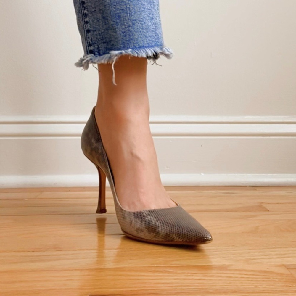 Jimmy Choo Snake Skin Pumps (39/US 8.5)